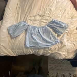NWOT blue off shoulder shirt with poof sleeves